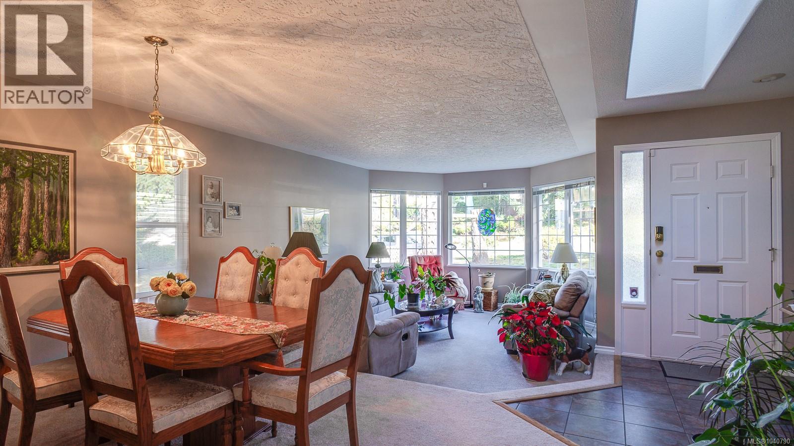 2530 Anderson Ave - 5