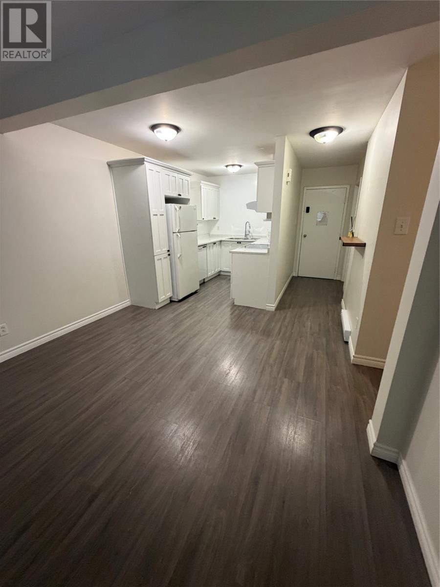 3 New Pennywell Road - Image 5
