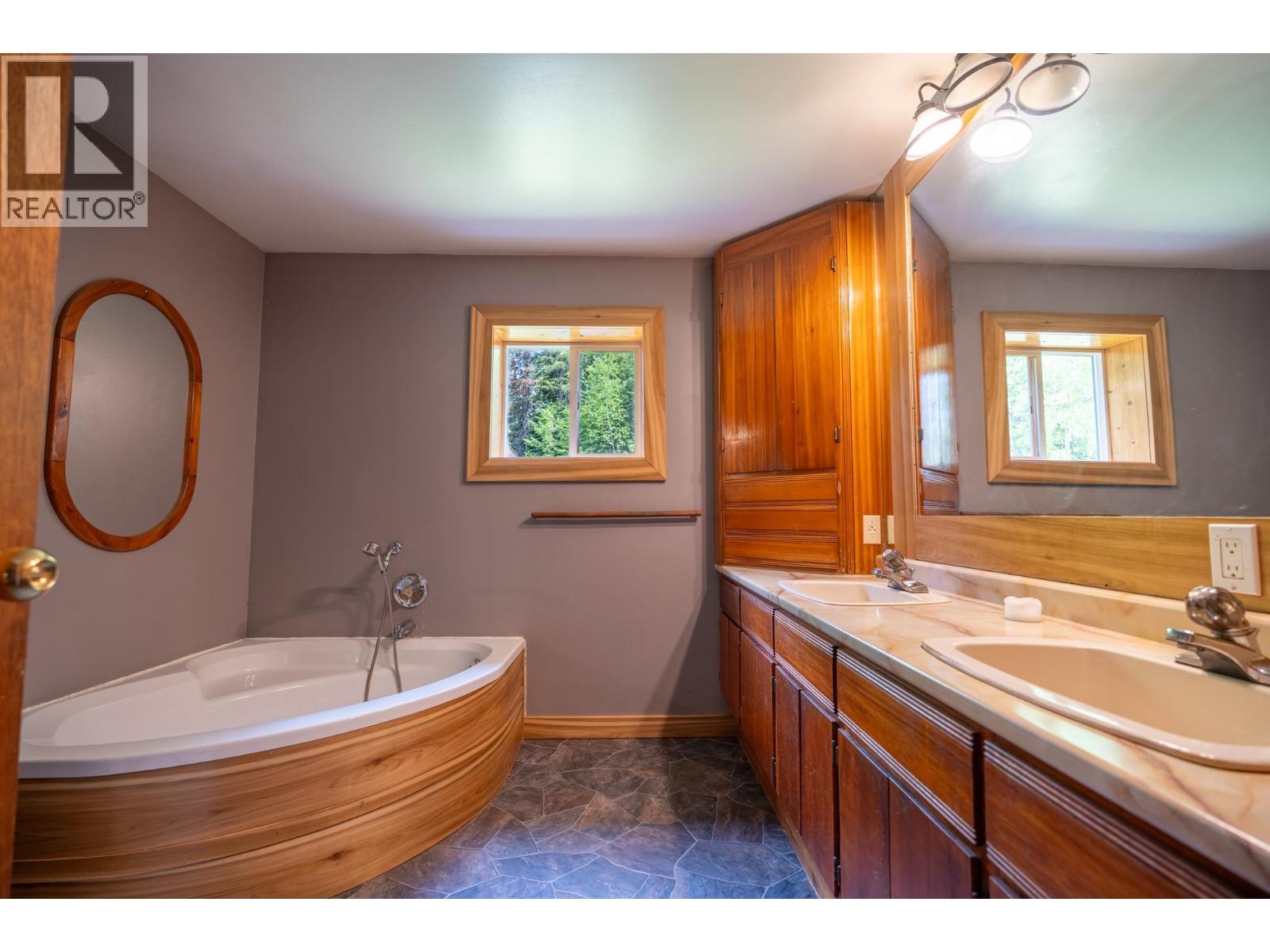 34286 E 16 HIGHWAY - 15