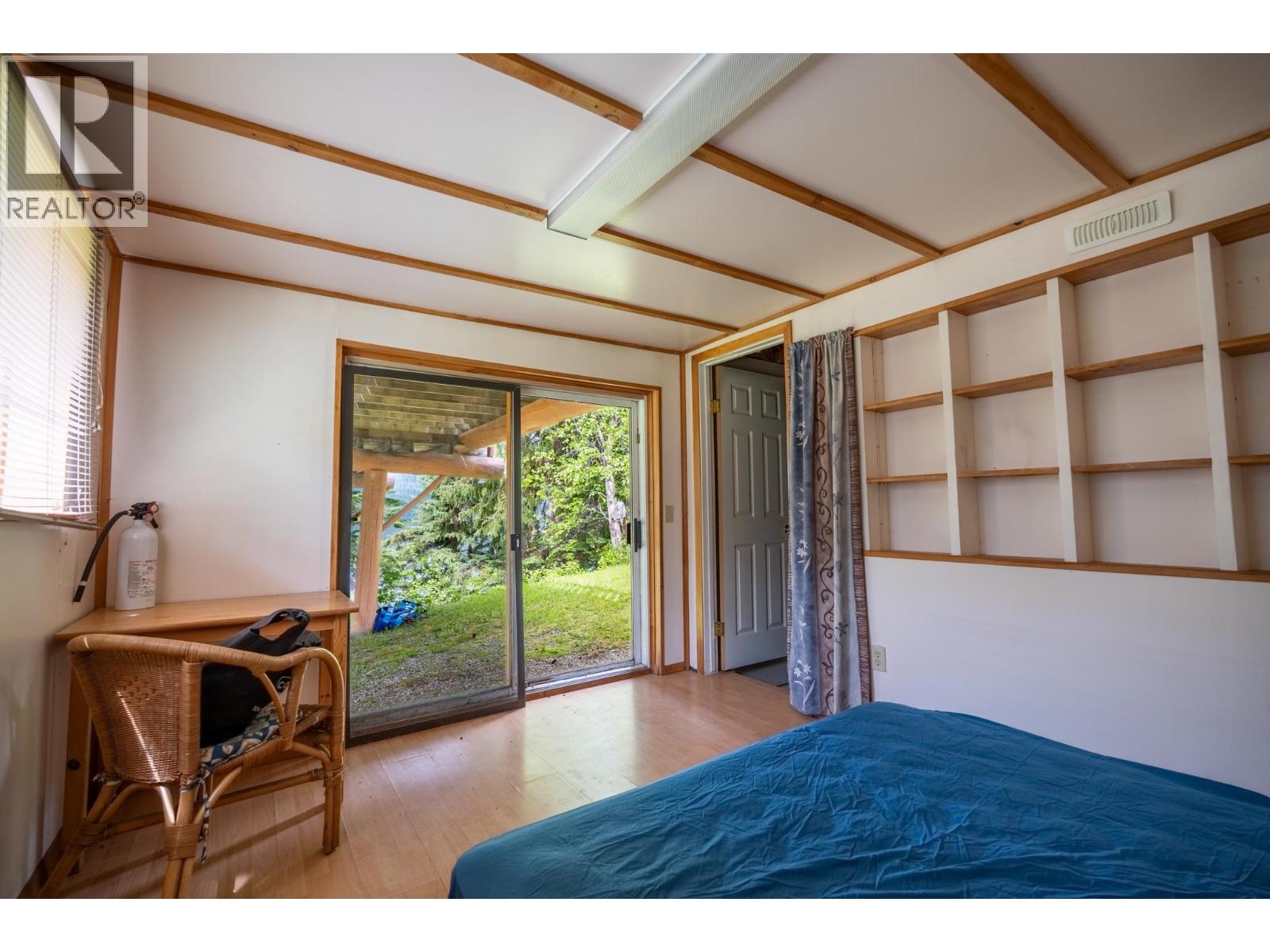 34286 E 16 HIGHWAY - 22