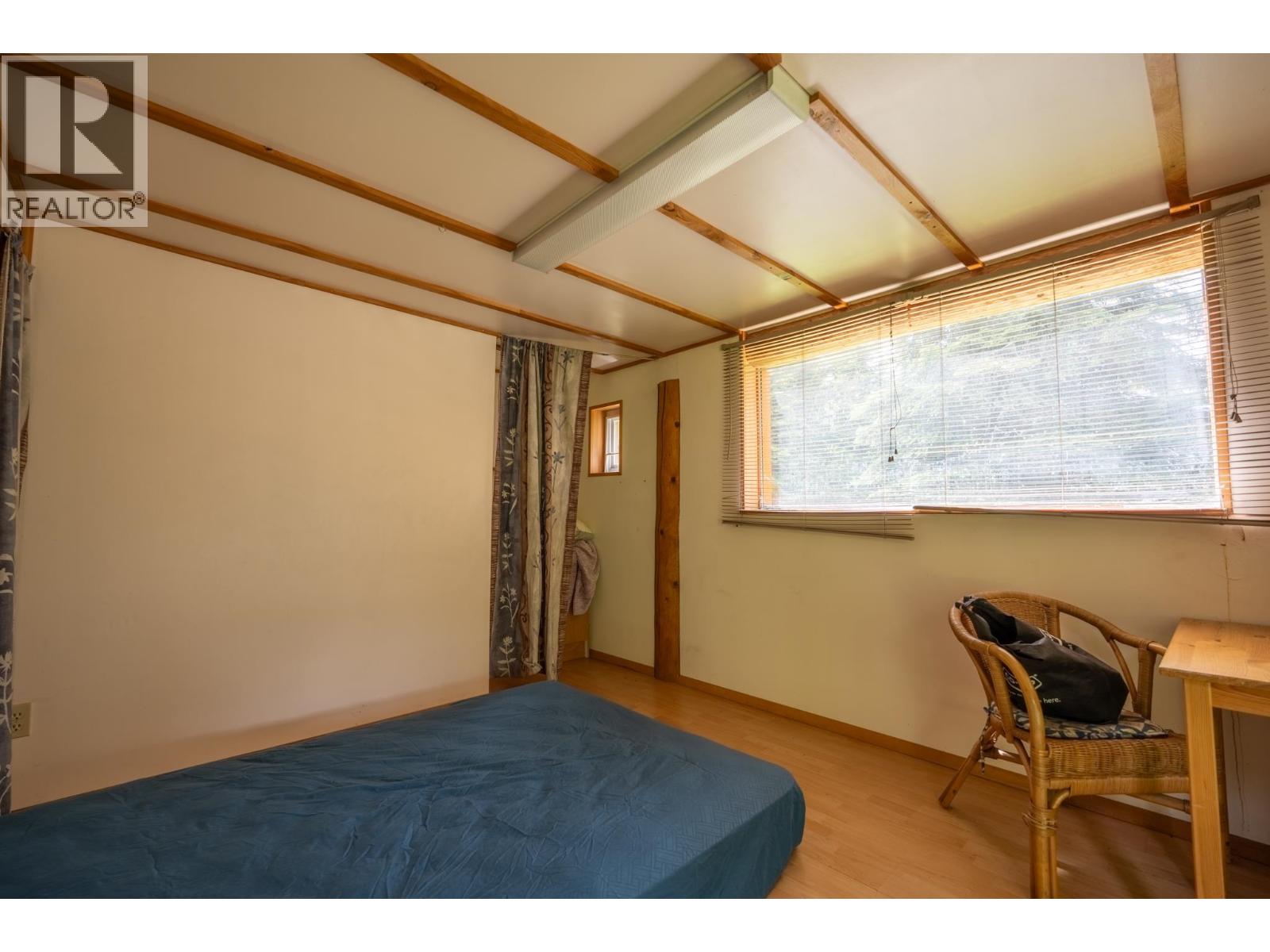 34286 E 16 HIGHWAY - 16
