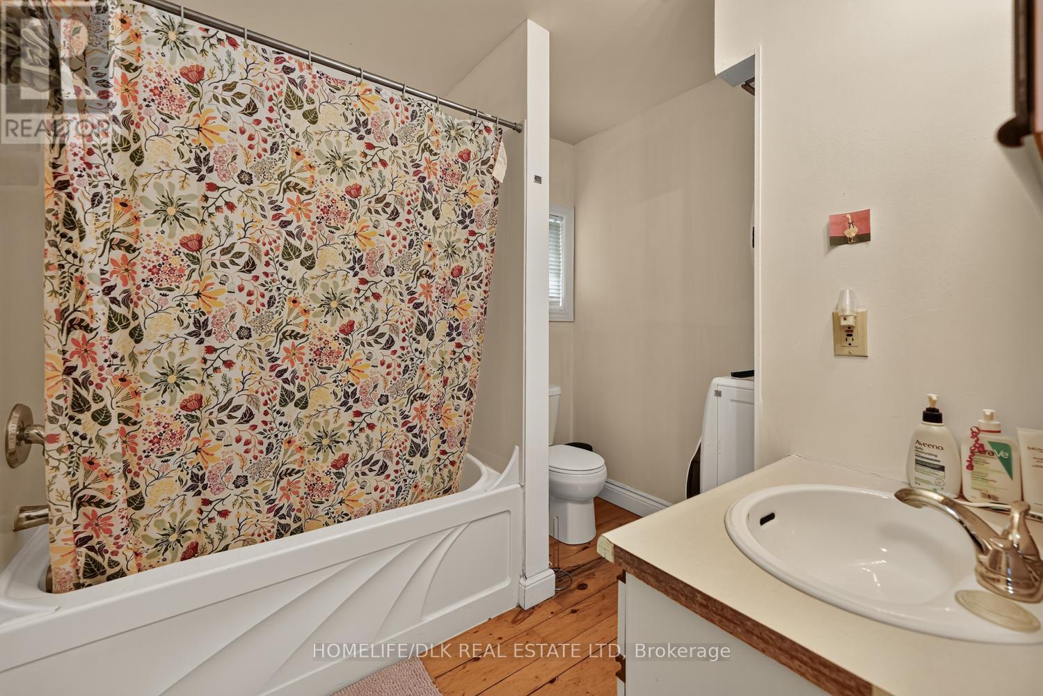 96 WILLIAM STREET - 26