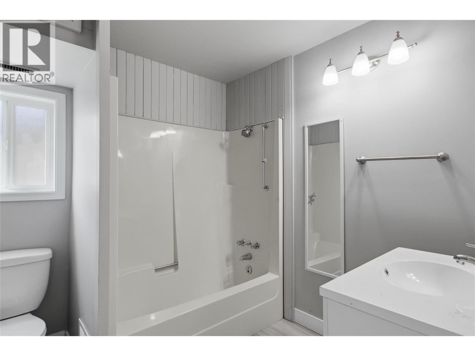 124 Williams Street - 28