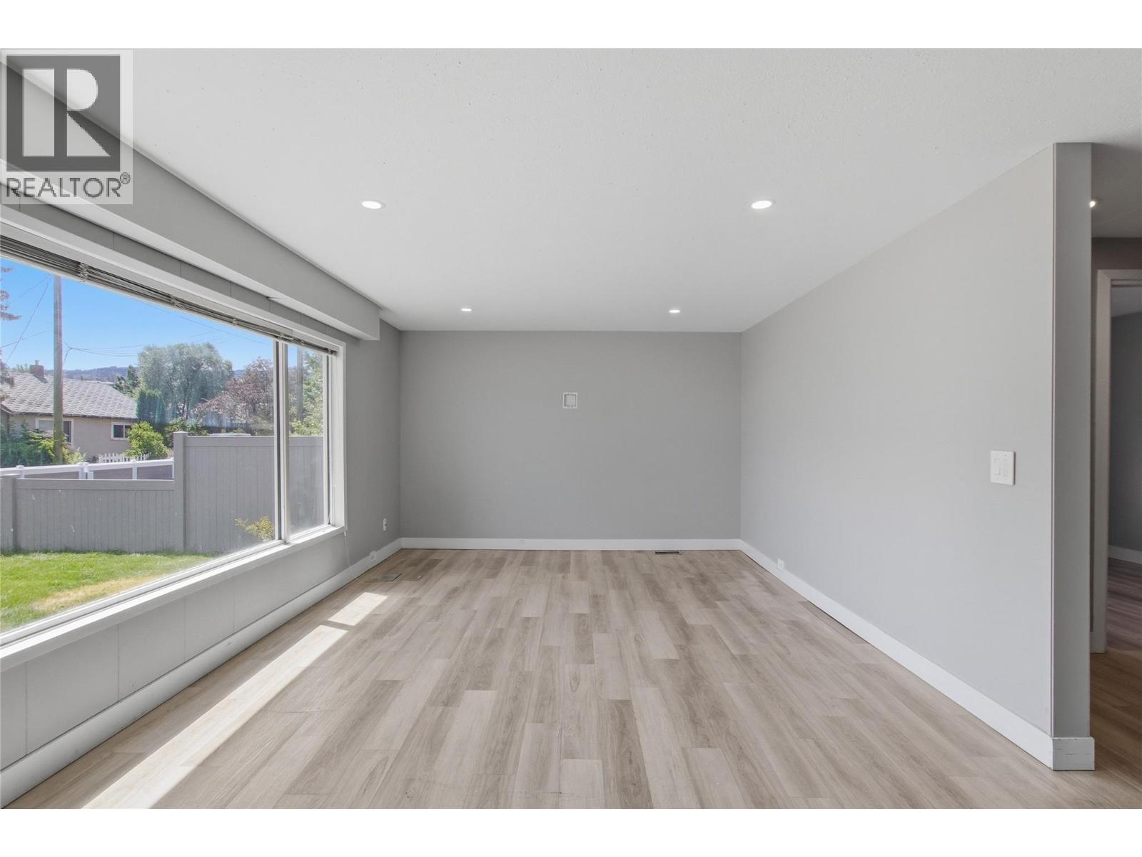 124 Williams Street - 18