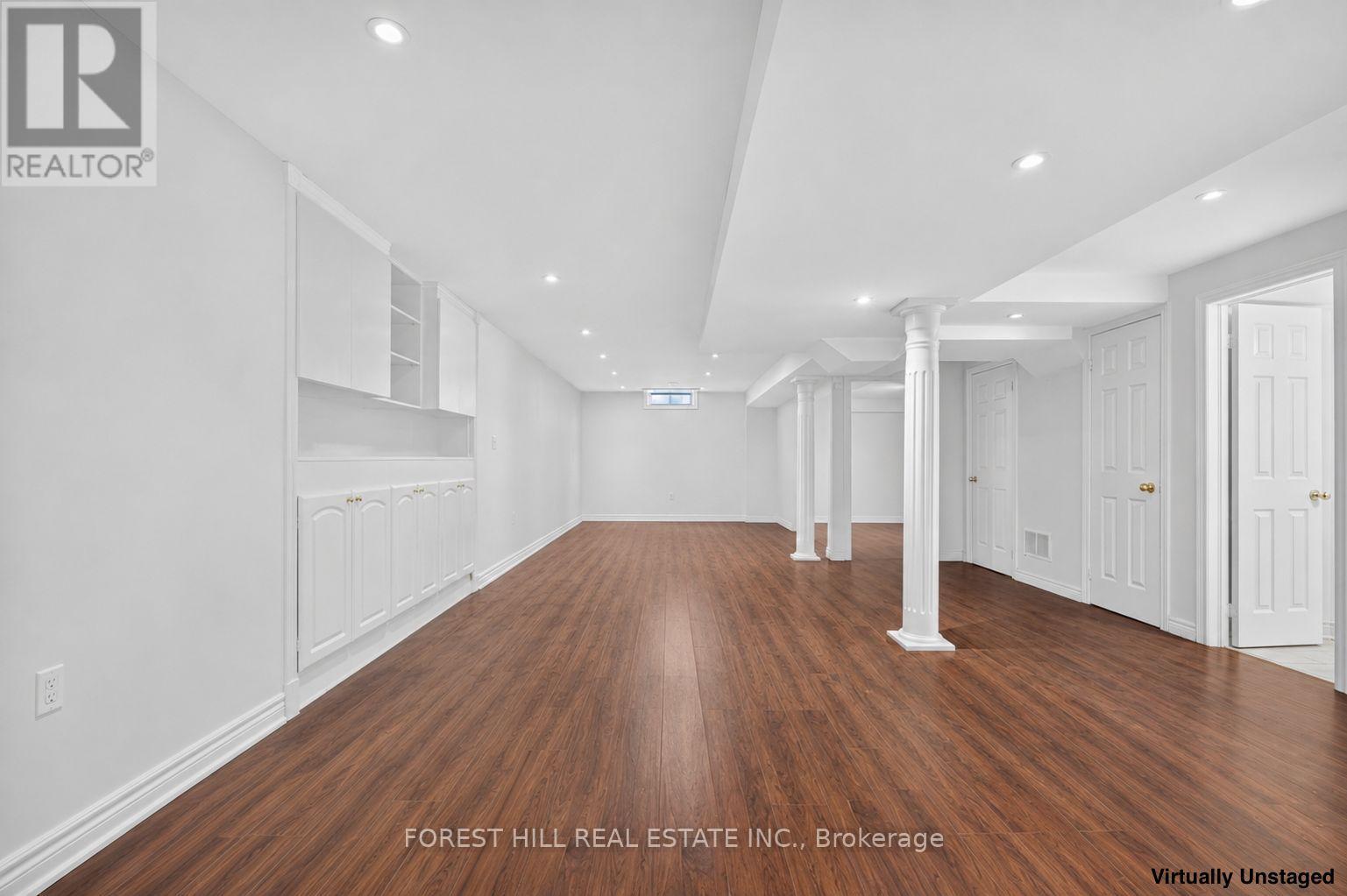 2 LUDFORD DRIVE - 33