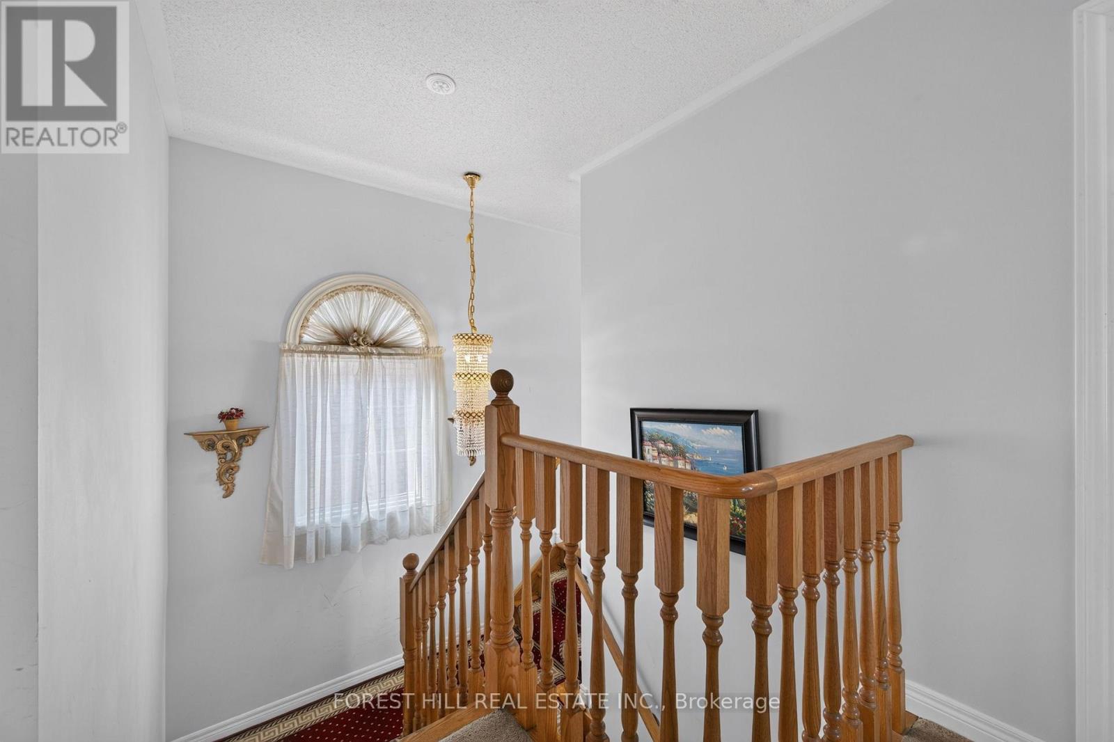 2 LUDFORD DRIVE - 18