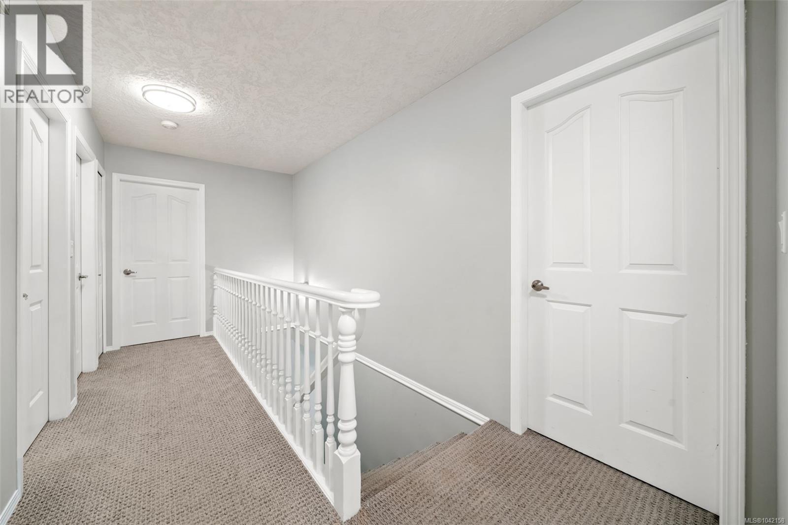 4682 Lochside Dr - 18