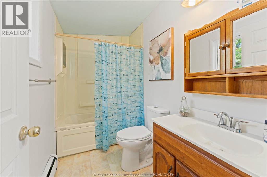 3740 OUELLETTE - 23