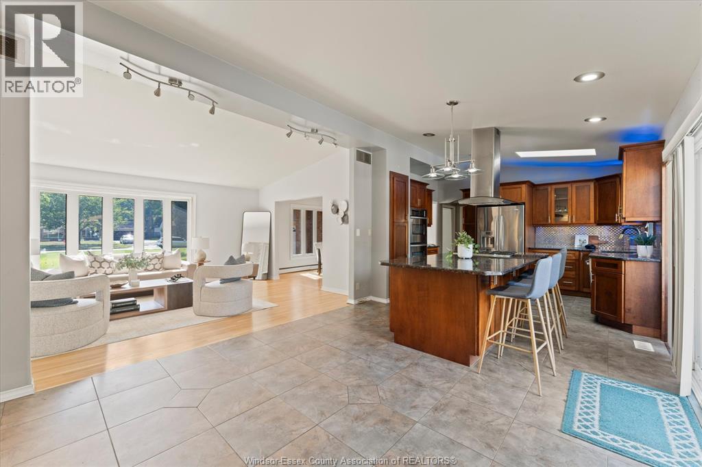3740 OUELLETTE - 6