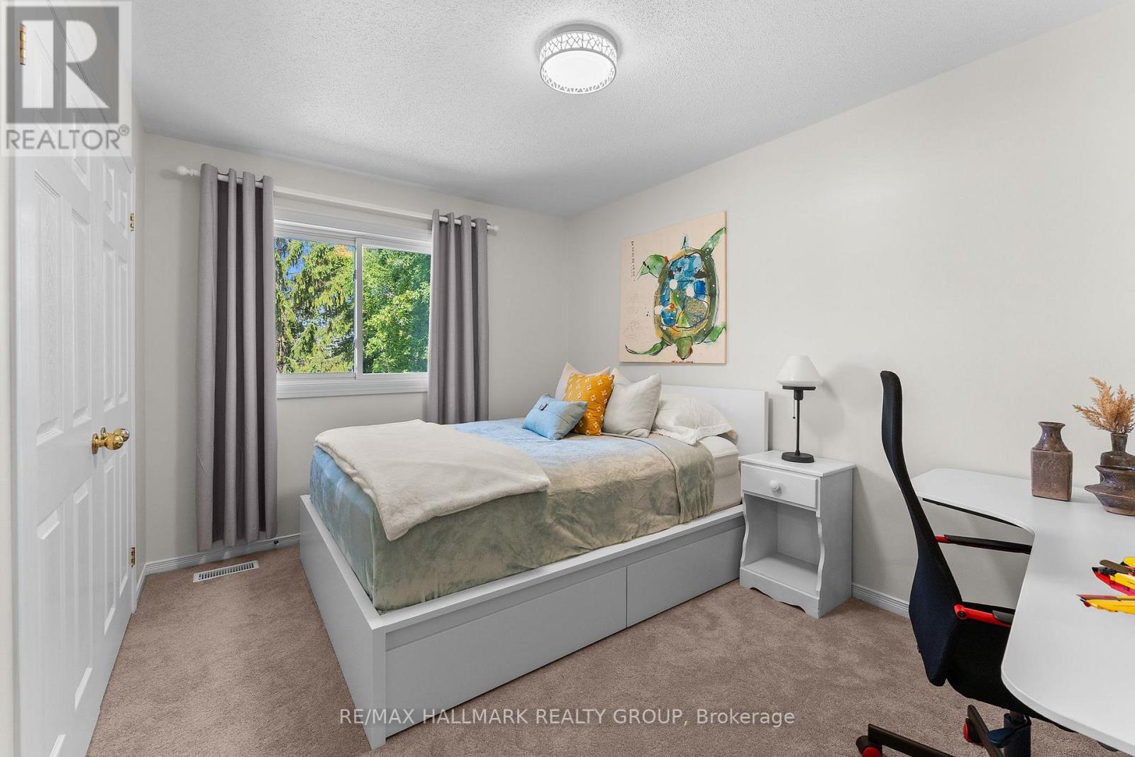 24 WENDELL AVENUE - 41
