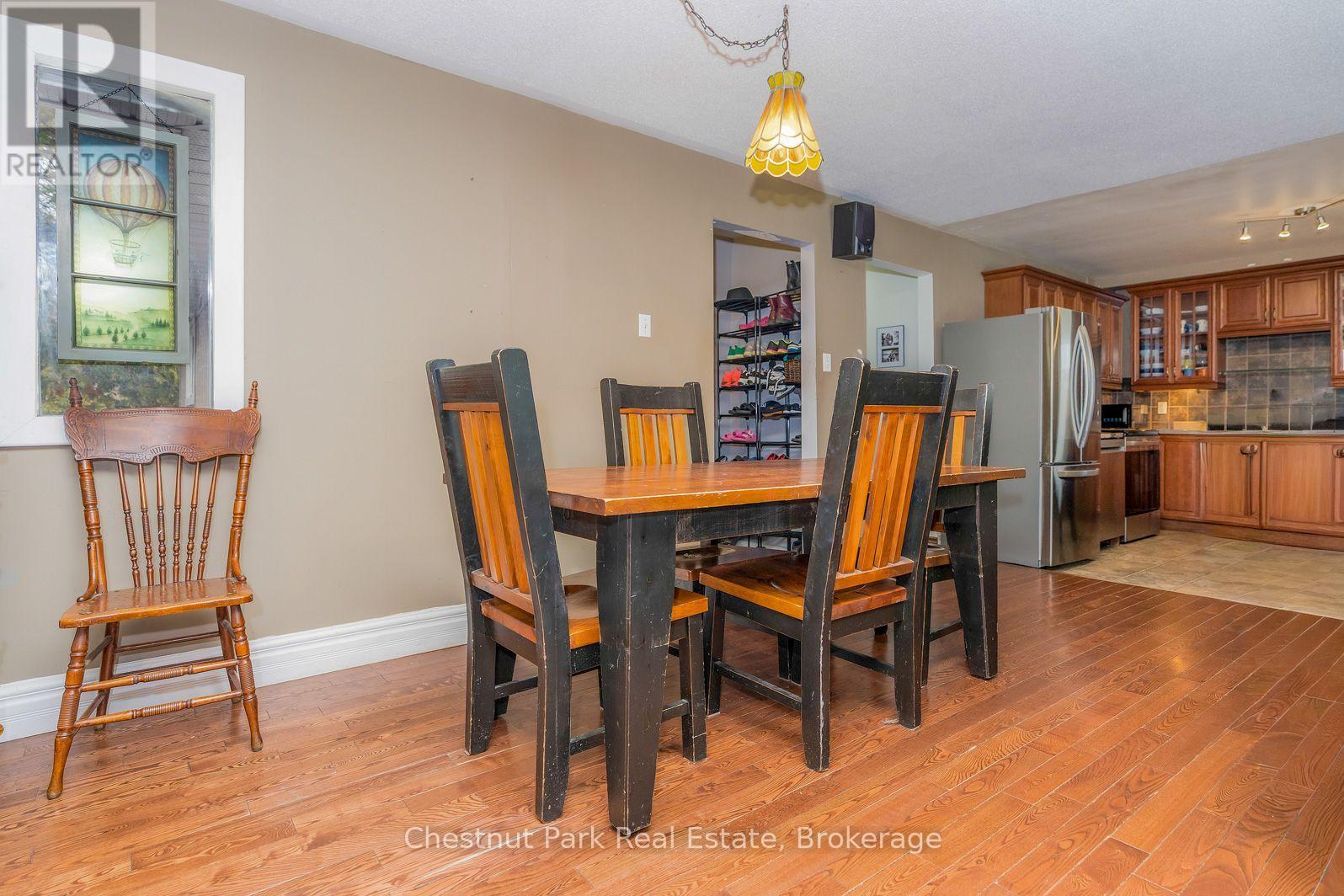 4 PARKSIDE AVENUE - 28
