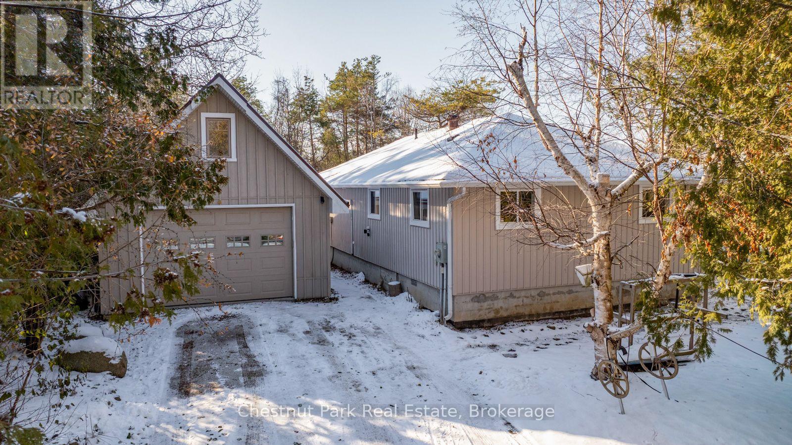 4 PARKSIDE AVENUE - 3