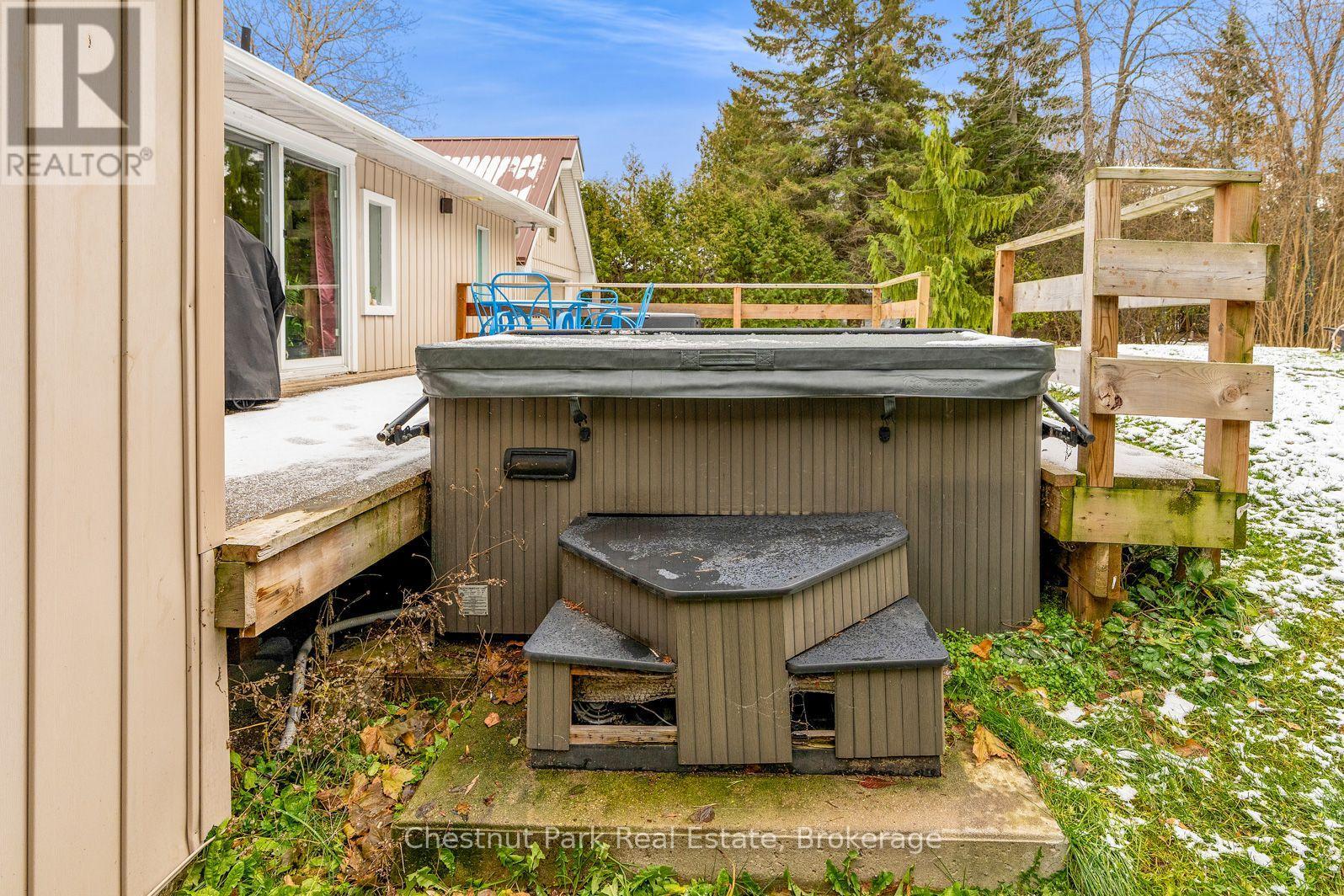 4 PARKSIDE AVENUE - 37