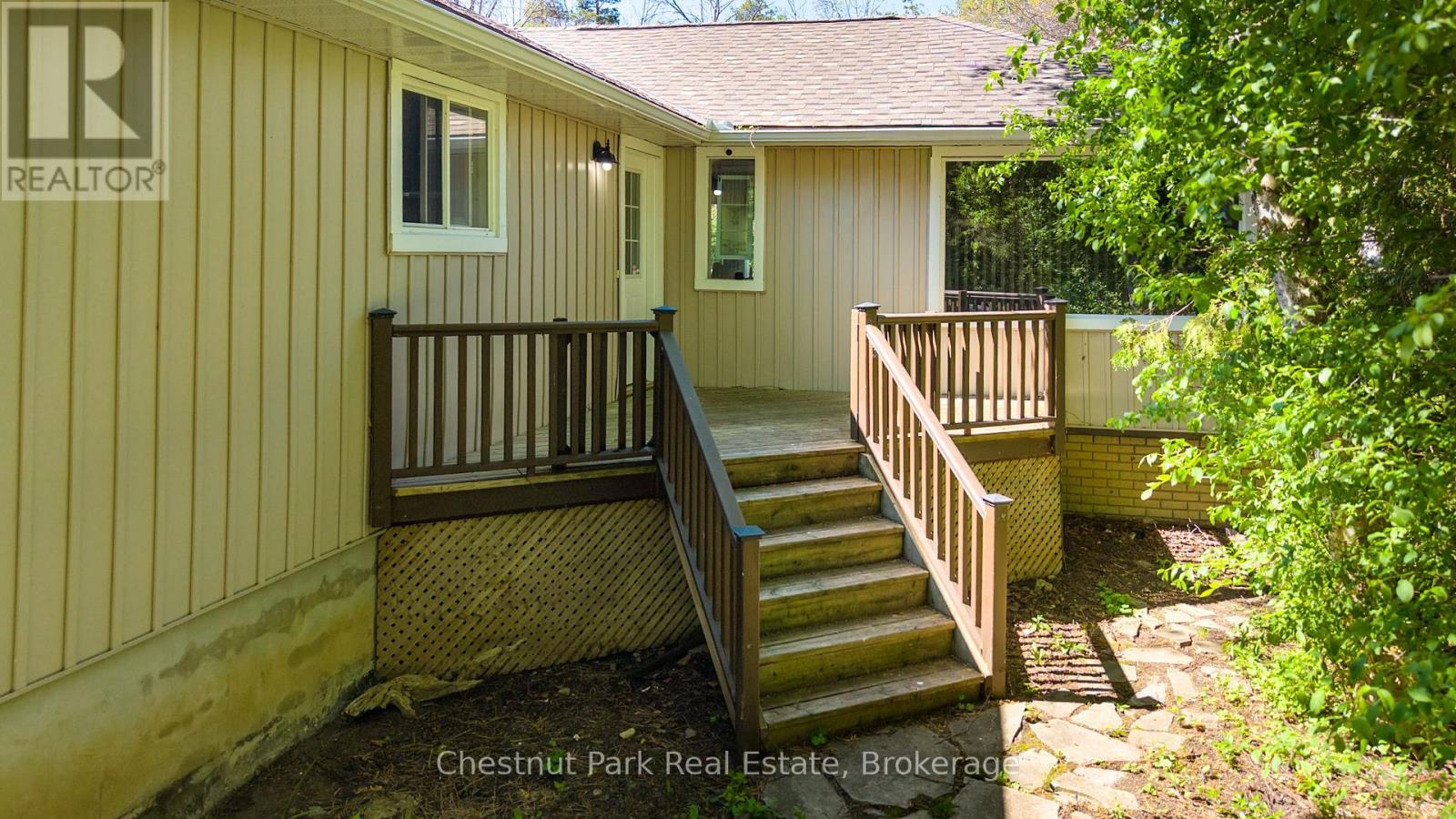 4 PARKSIDE AVENUE - 4