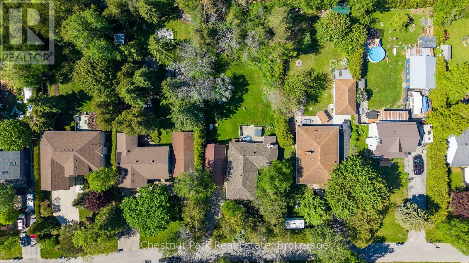 4 PARKSIDE AVENUE - 41