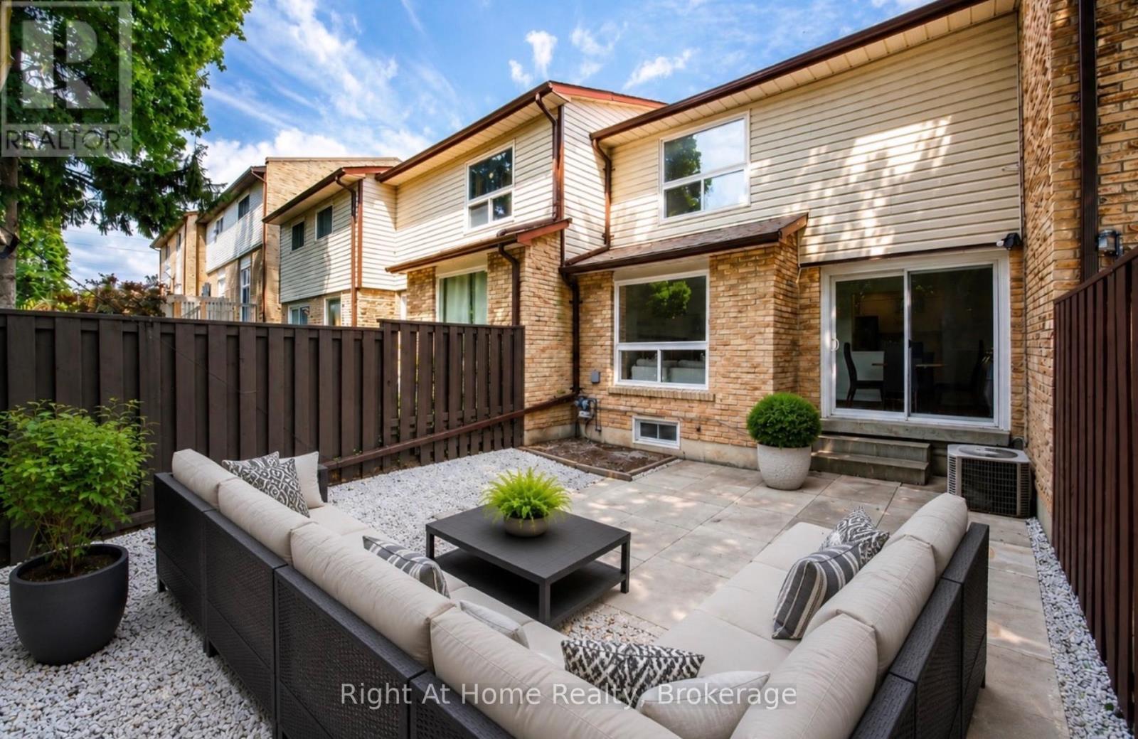 #37 1330 TROWBRIDGE DRIVE - 26
