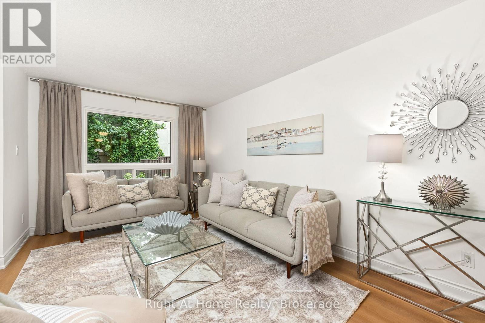 #37 1330 TROWBRIDGE DRIVE - 4