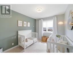 98 Tabaret Crescent, Oshawa, ON L1L0G5 Photo 12