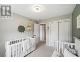 98 Tabaret Crescent, Oshawa, ON L1L0G5 Photo 13