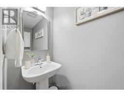 98 Tabaret Crescent, Oshawa, ON L1L0G5 Photo 9