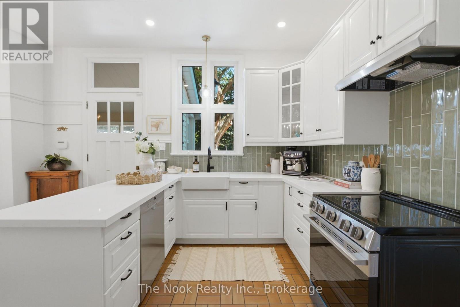 73 TEMPERANCE STREET - 23