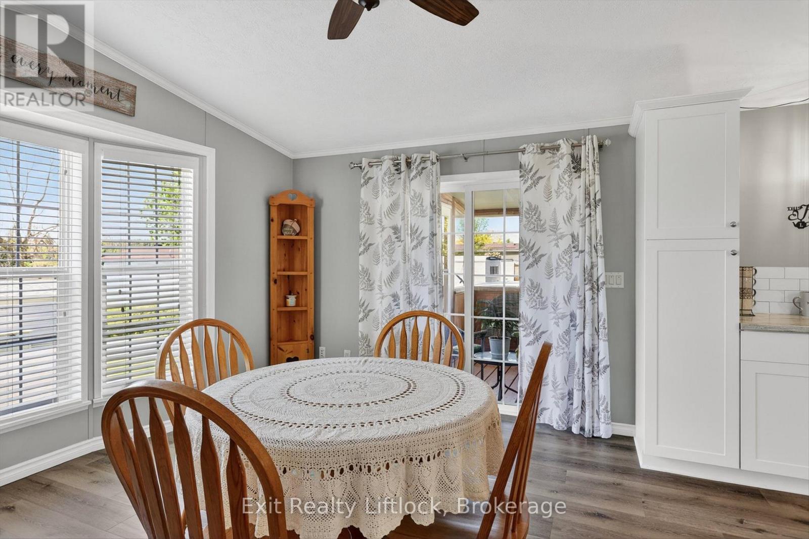 9 POPLAR DRIVE - 15