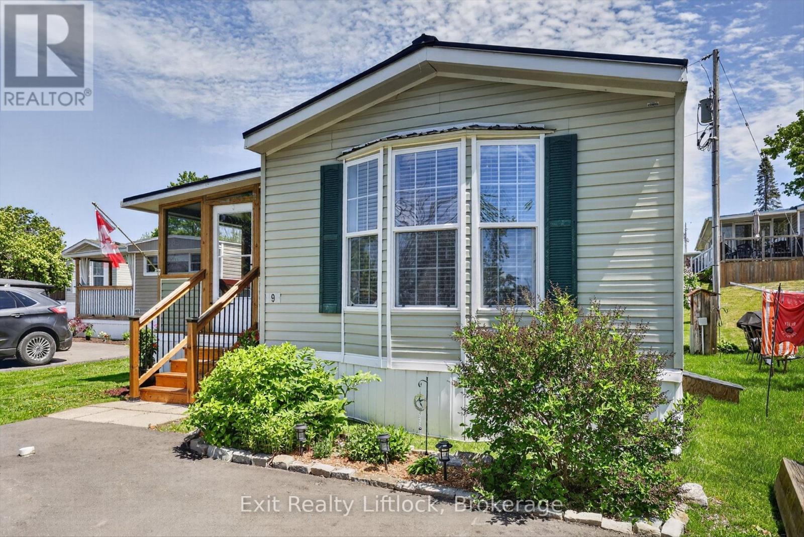 9 POPLAR DRIVE - 5