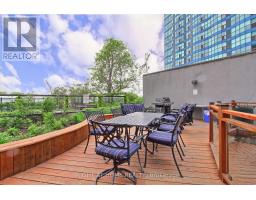 504 - 77 Harbour Square, Toronto, ON M5J2S2 Photo 15