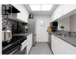 504 - 77 Harbour Square, Toronto, ON M5J2S2 Photo 9
