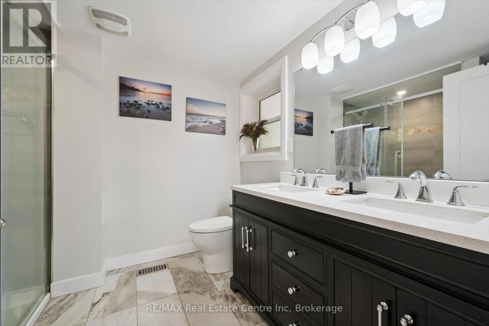 14 ASH STREET - 18