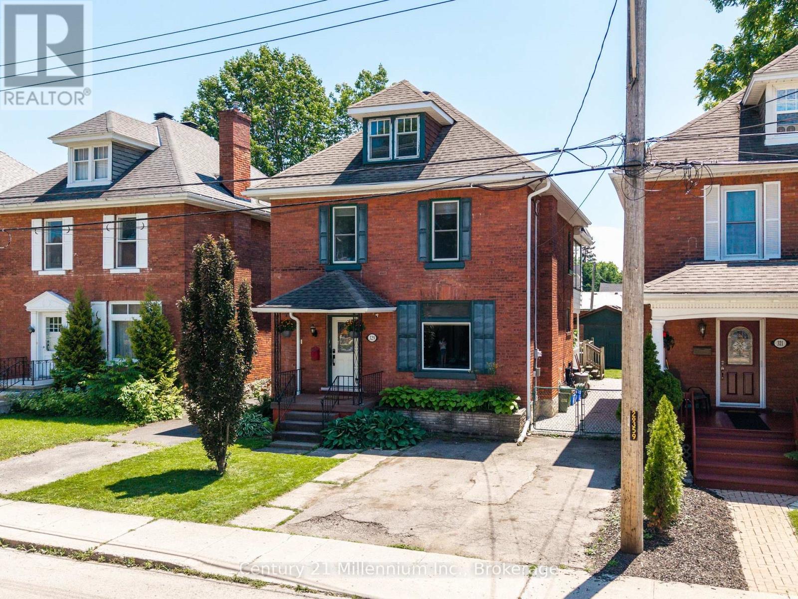 329 7TH STREET E - 2