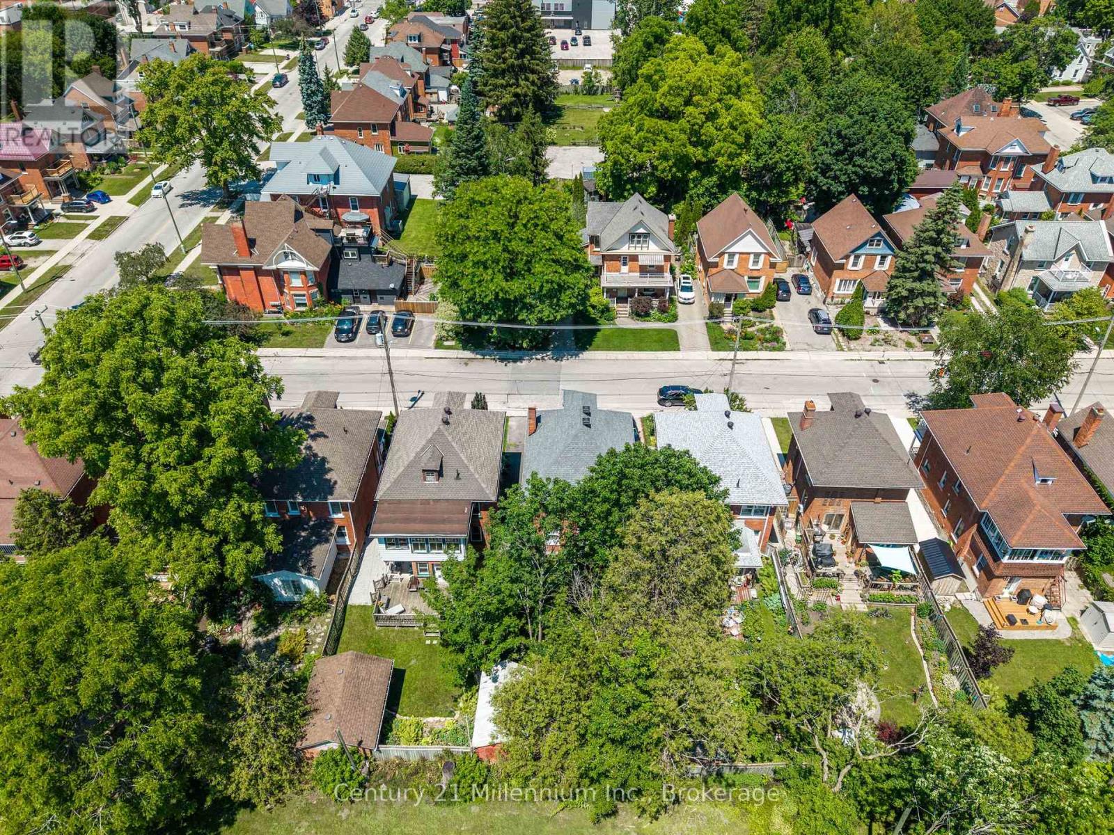 329 7TH STREET E - Image 3