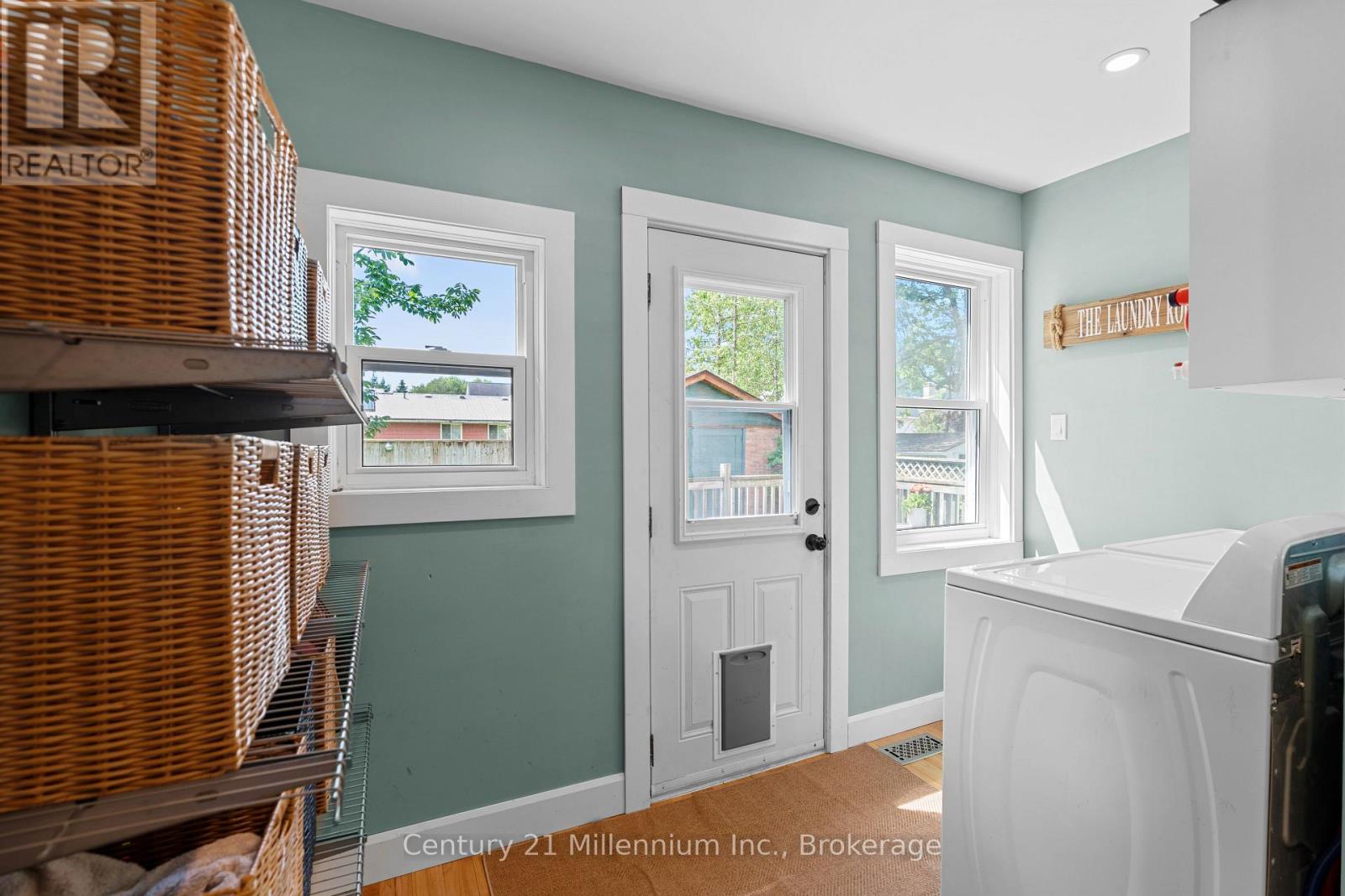 329 7TH STREET E - Image 35