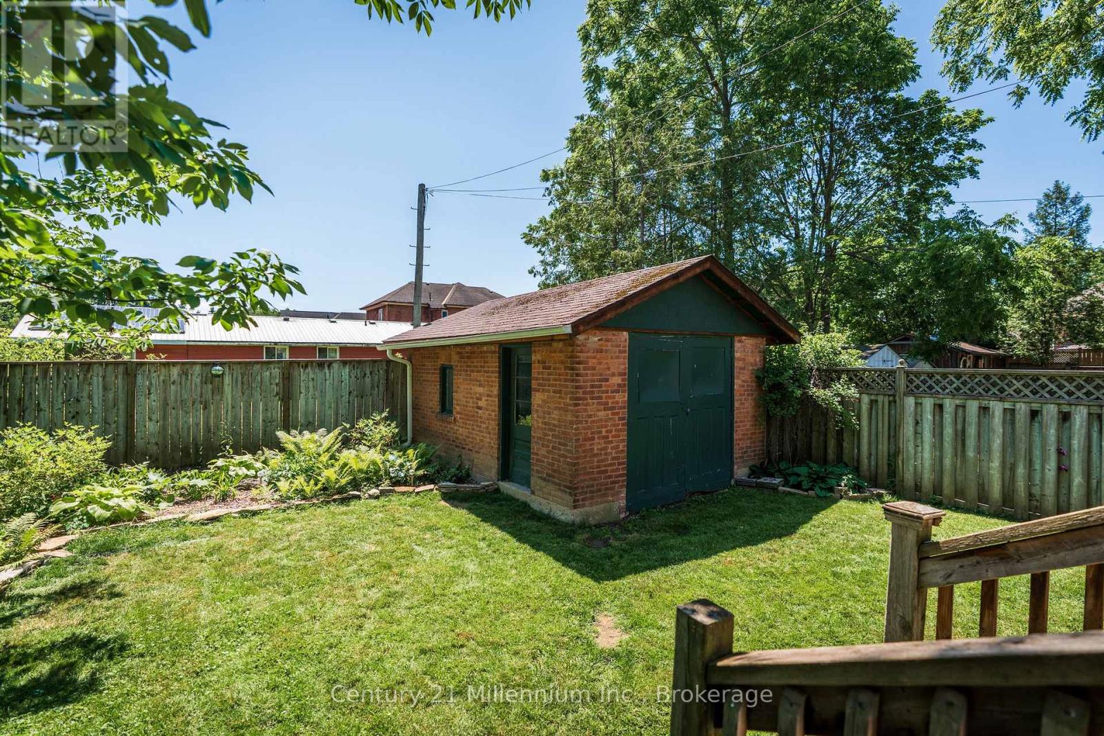 329 7TH STREET E - Image 8