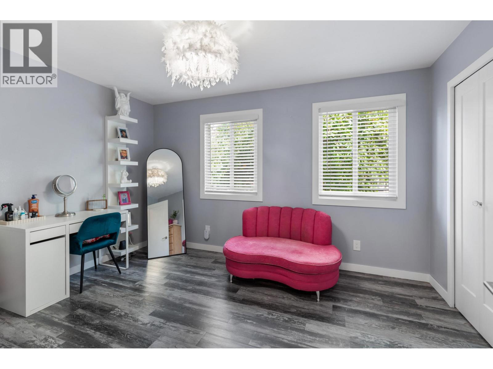 7197 GUELPH CRESCENT - 10