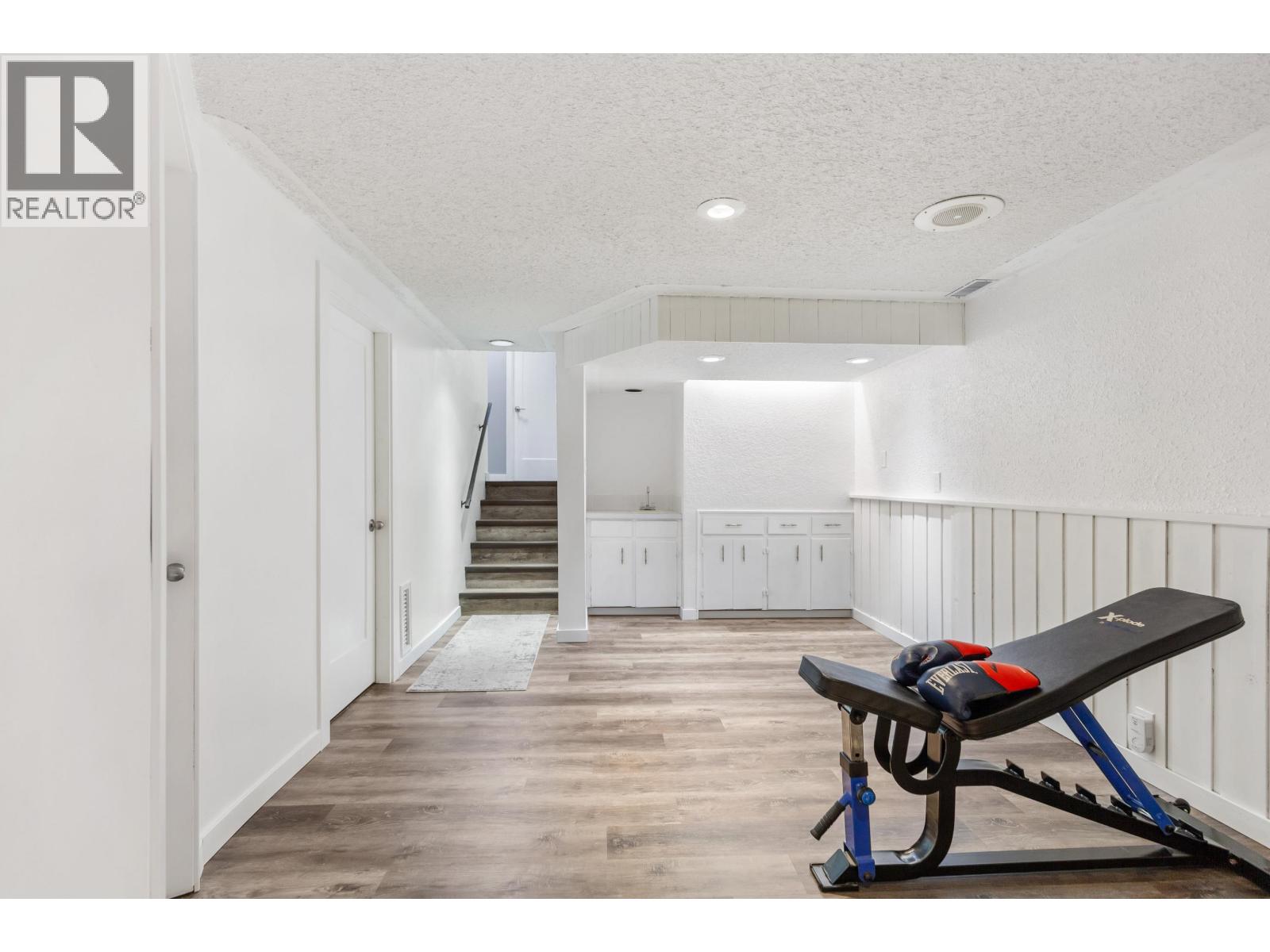 7197 GUELPH CRESCENT - 22