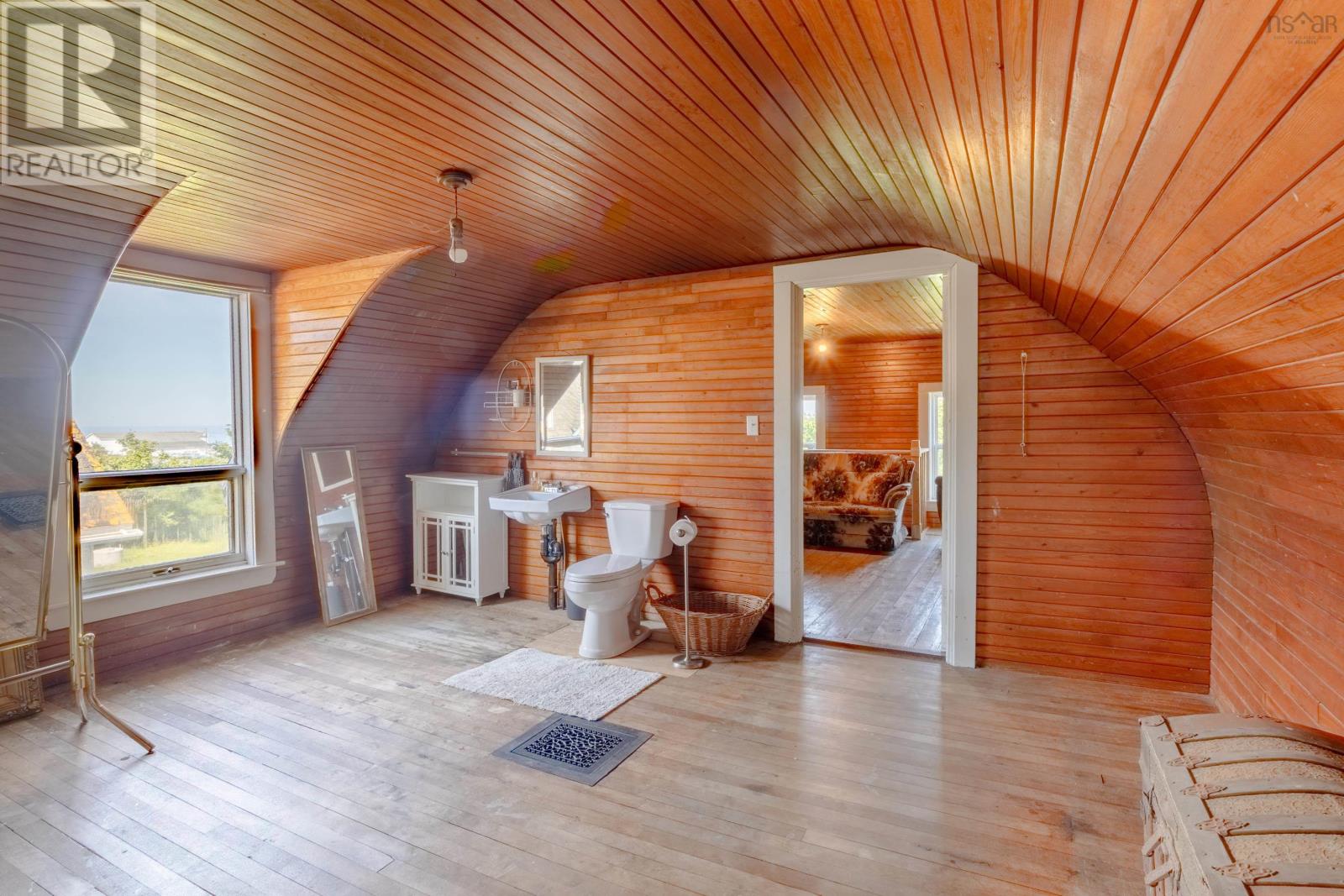8201 Highway 1 - Image 37