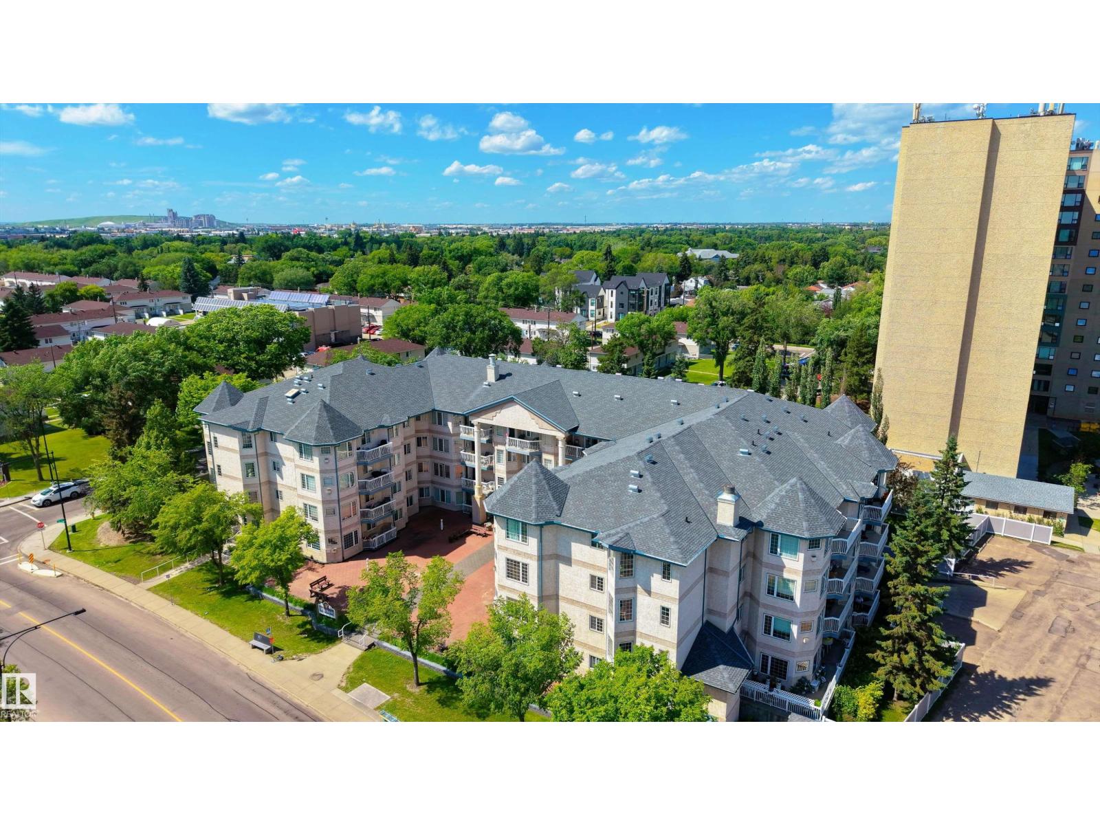 #309 13540 114 AV NW - 67