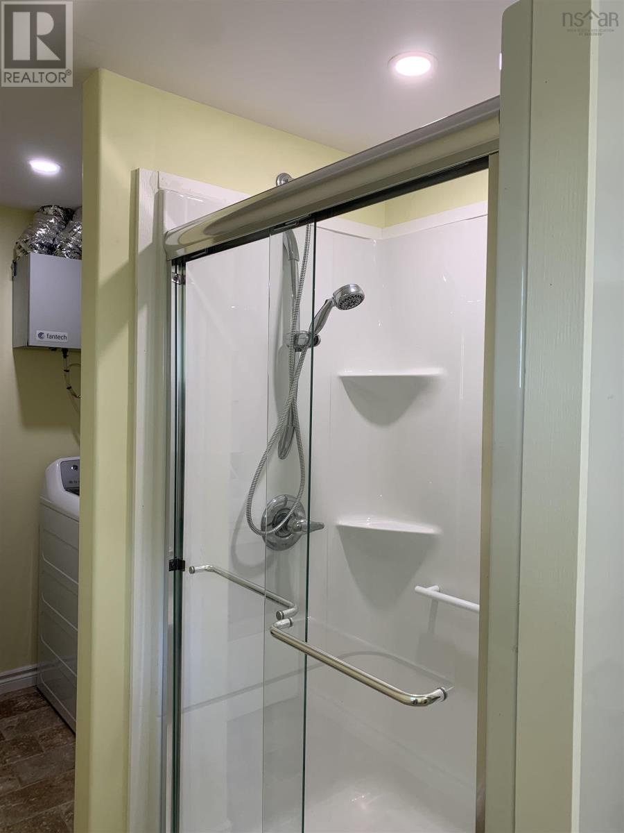 189 Hilltop Drive - 13