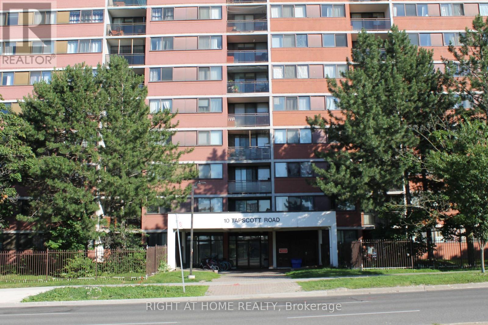#405 10 TAPSCOTT ROAD - 1