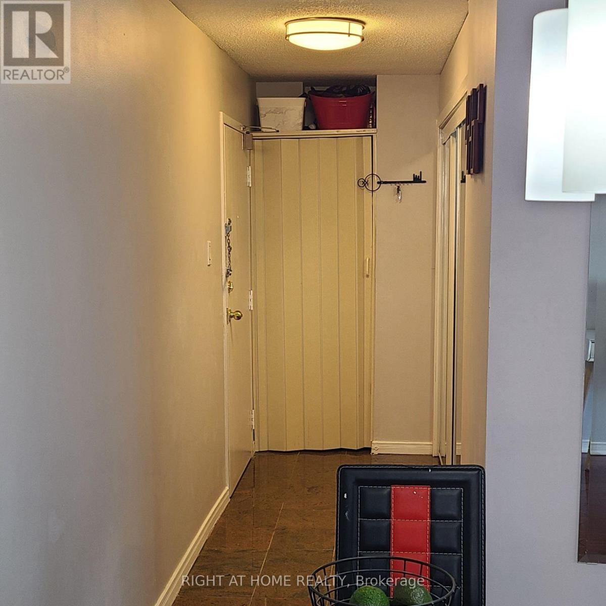 #405 10 TAPSCOTT ROAD - 10