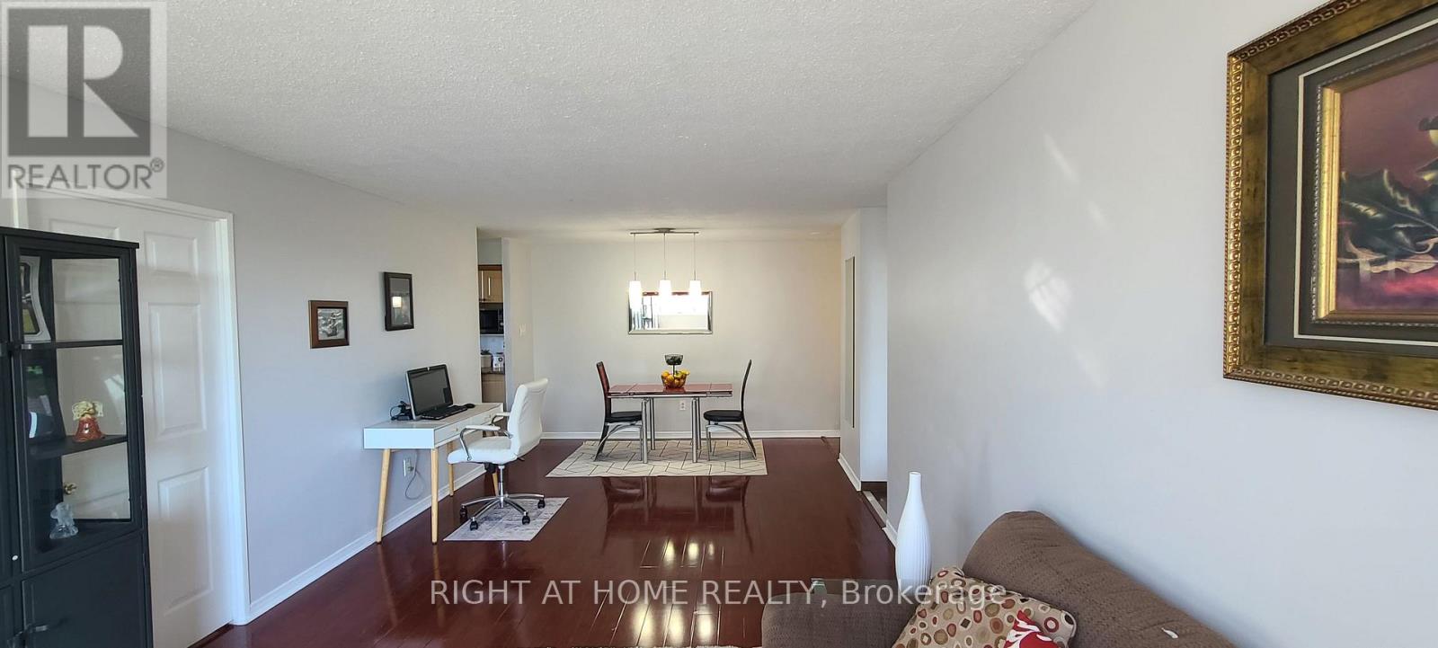 #405 10 TAPSCOTT ROAD - 7