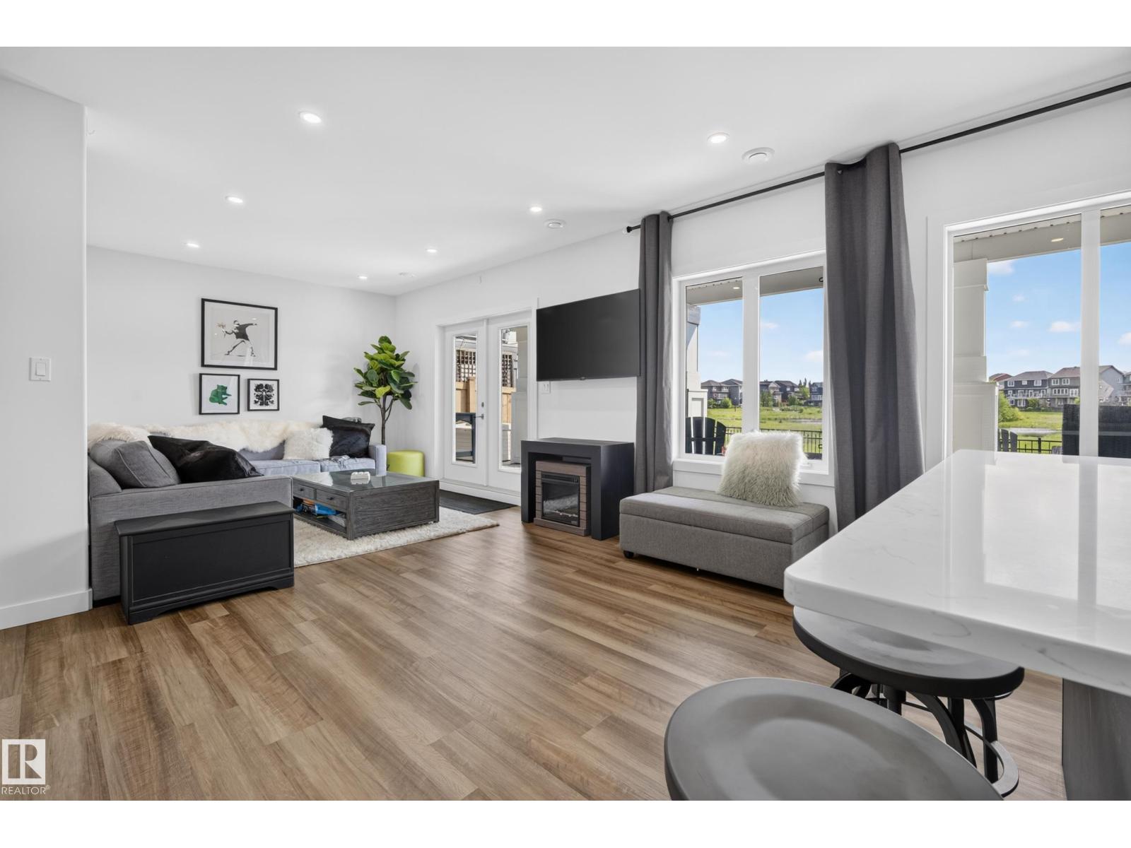 3256 WINSPEAR CR SW - 25
