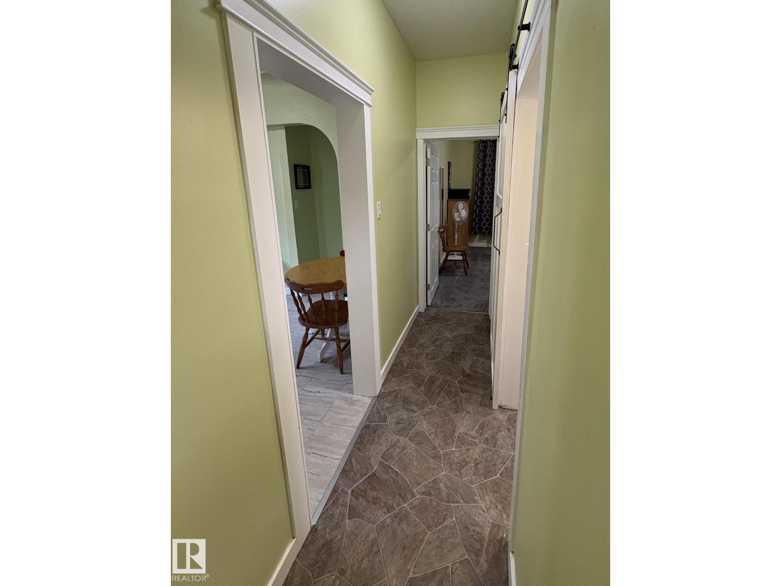 11511 101 ST NW - 13