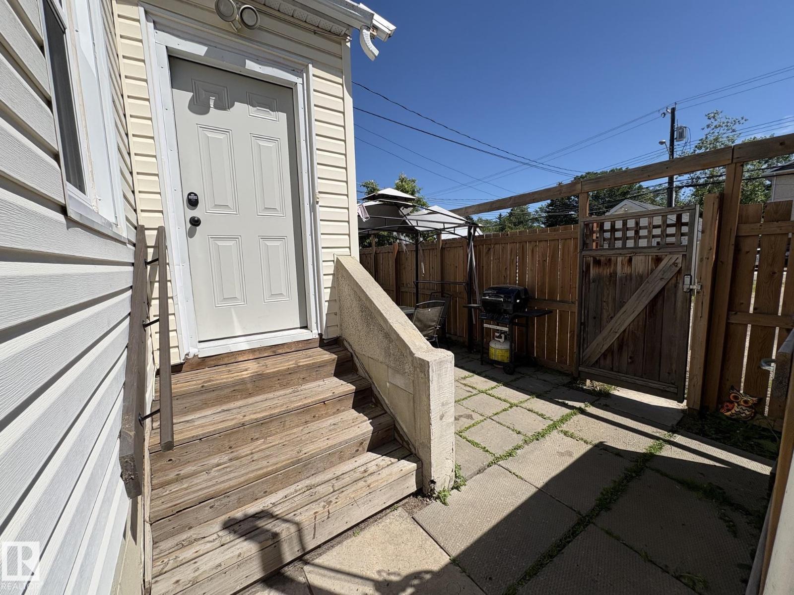 11511 101 ST NW - 46