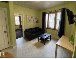 Second Kitchen - 11511 101 St Nw, Edmonton, AB T5G2B2 Photo 9
