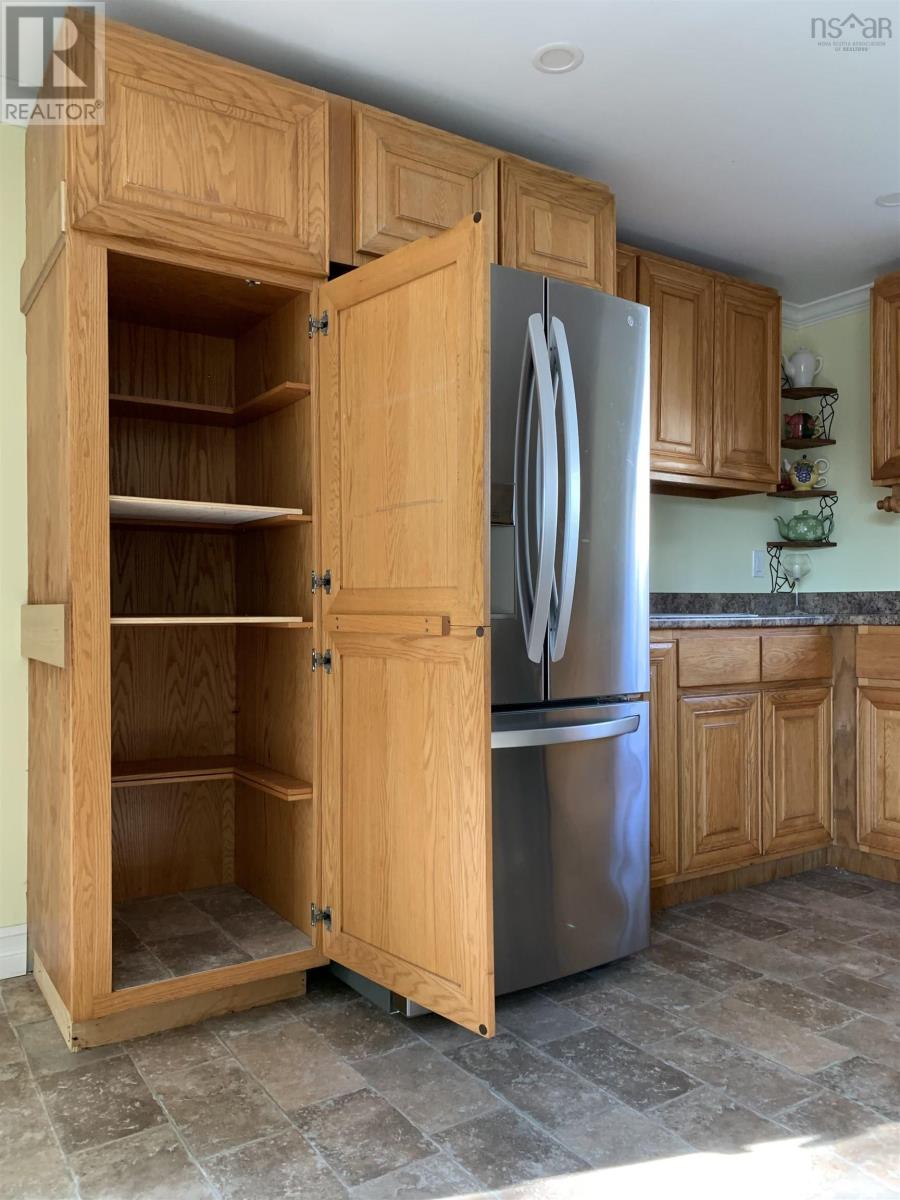 189 Hilltop Drive - 8