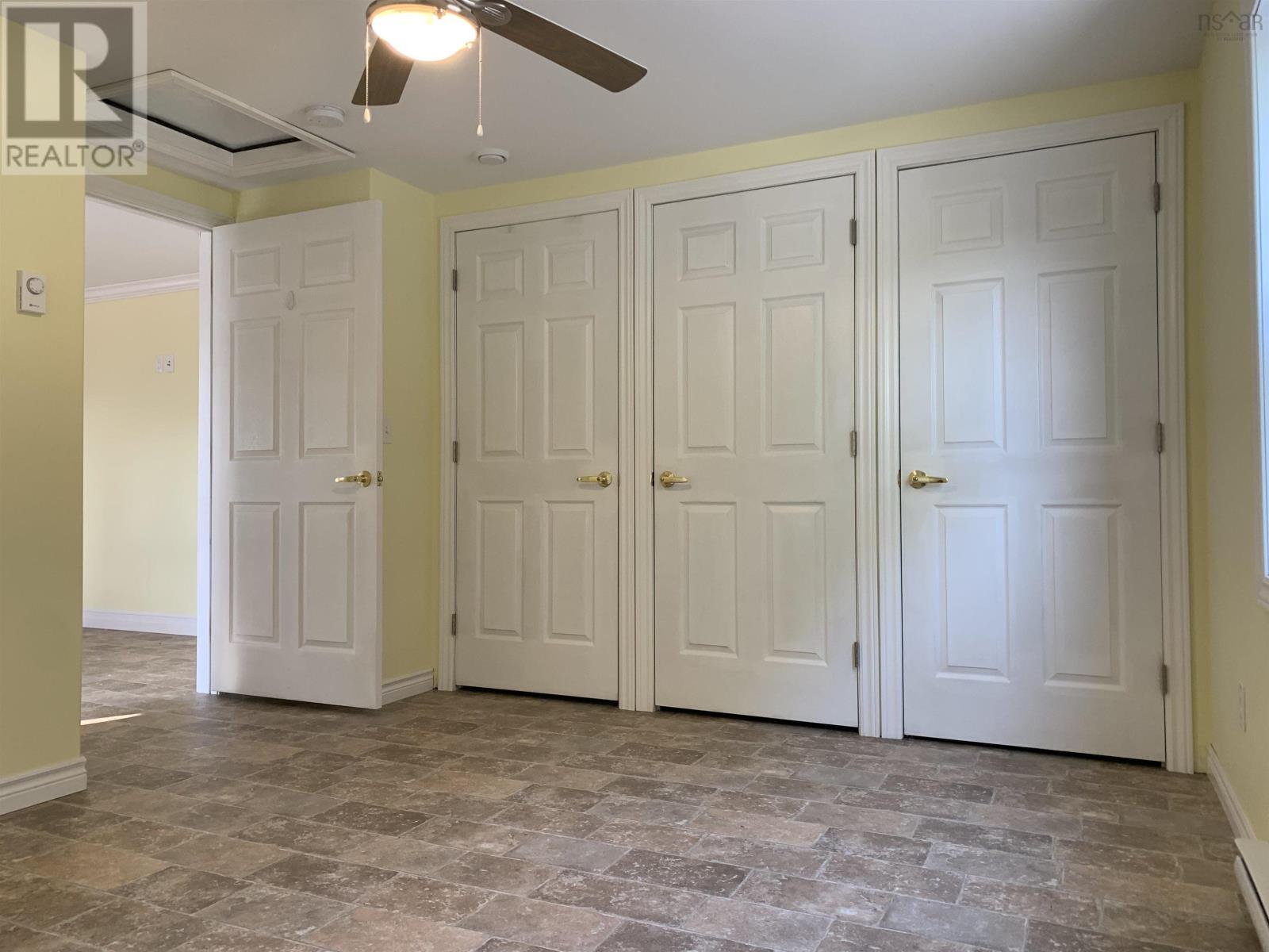 189 Hilltop Drive - 17