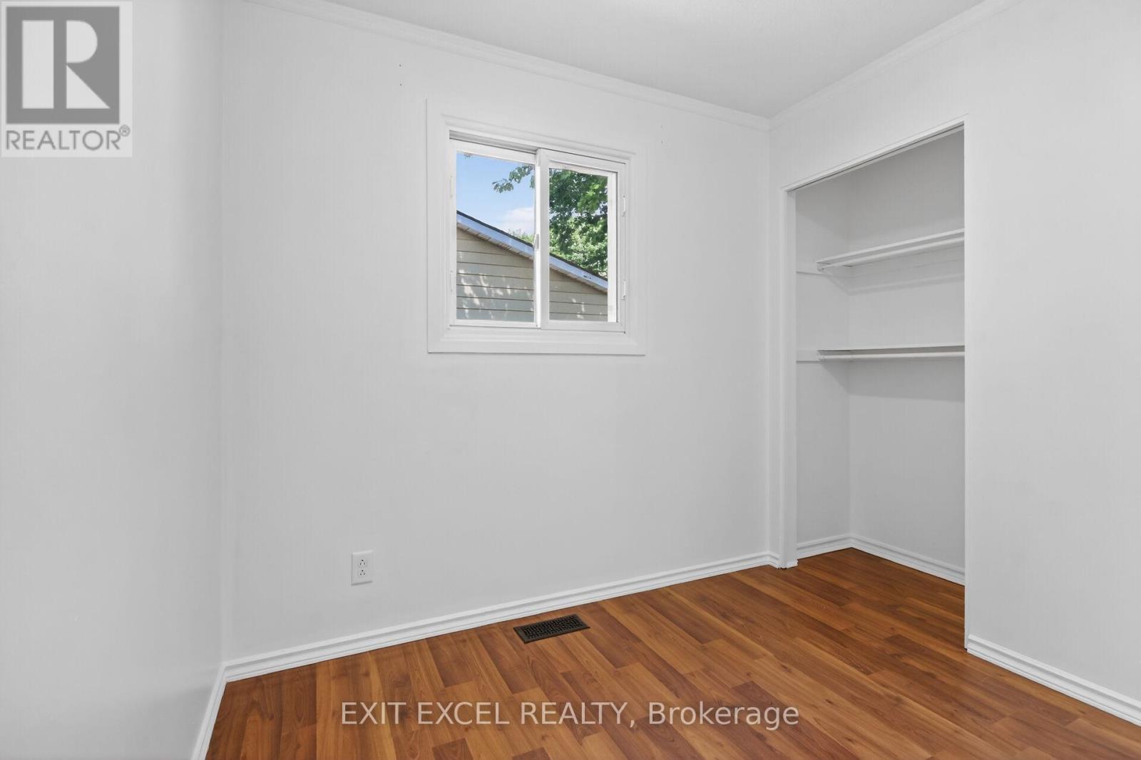 3 Bed, 2 Bath House for Sale in Ottawa – 283 MCELROY DRIVE, Ottawa – MLS# X13538968 - Image 31