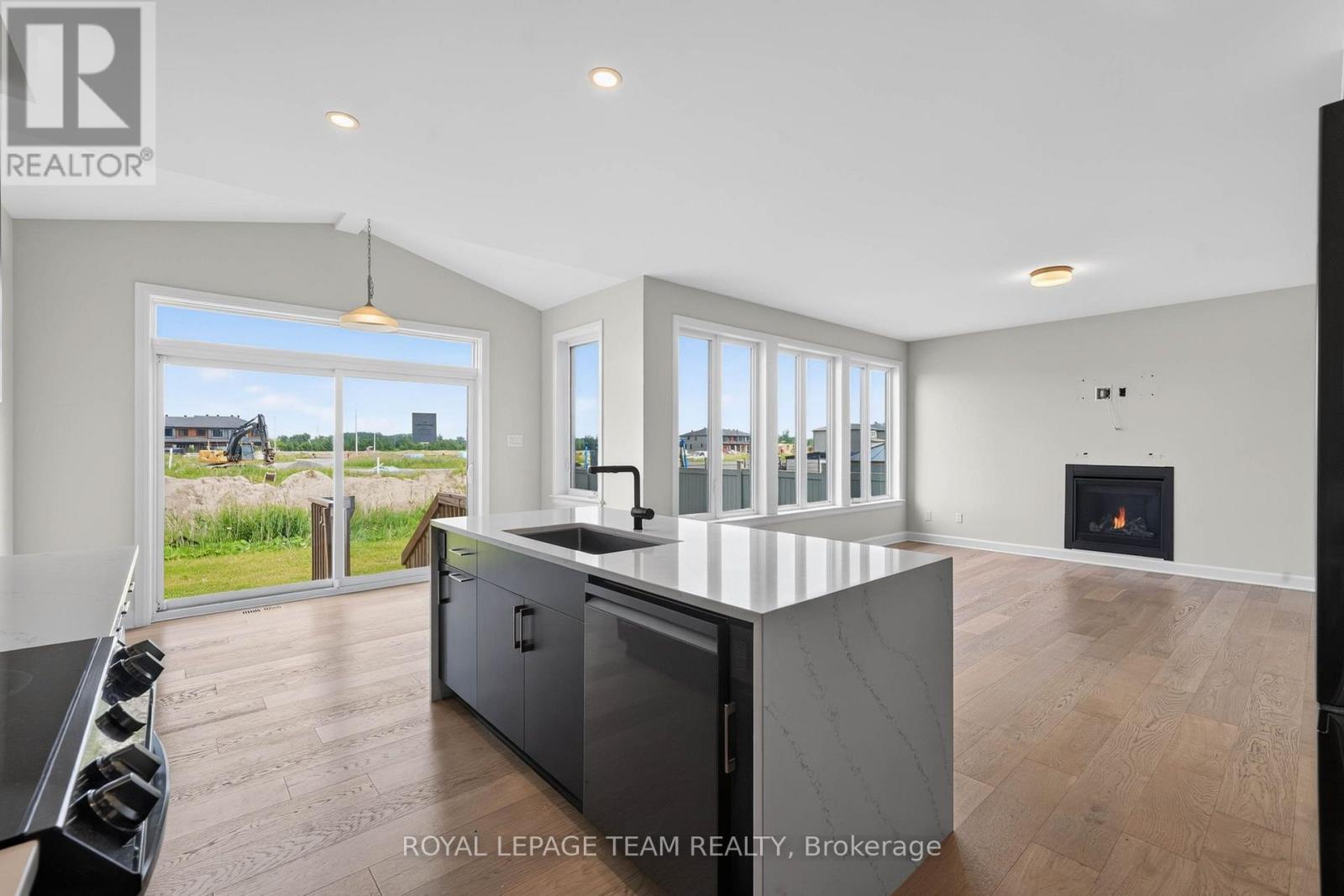 757 GAMBLE DRIVE, Ottawa. Luxury613. By Peter Sagos - Image 10